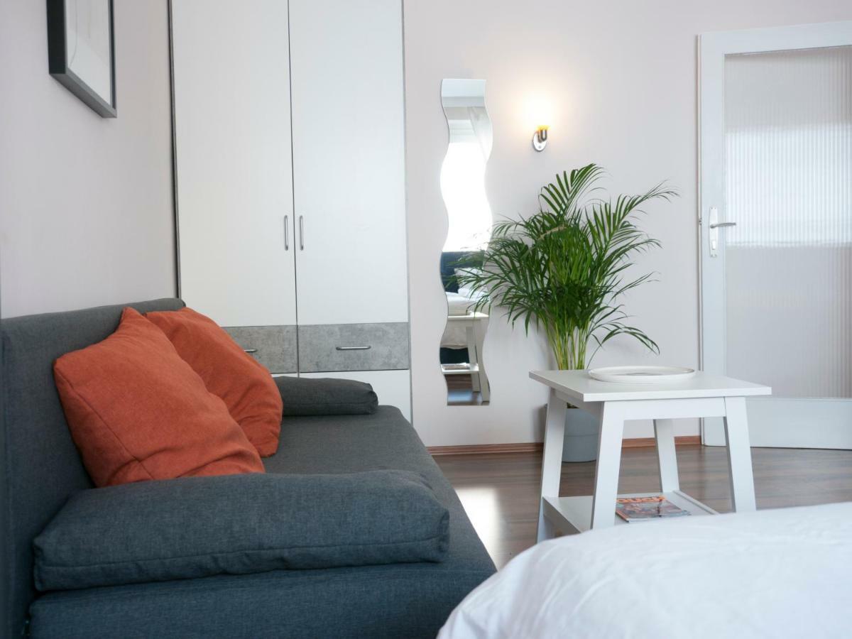 וינה Spacious 2Rooms Central Area מראה חיצוני תמונה